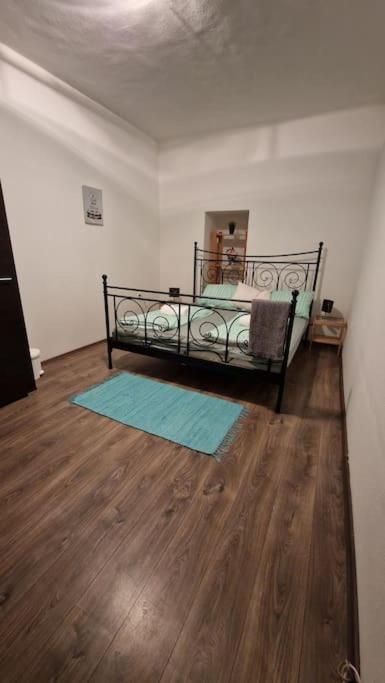 Perfect Located Flat With Gametable Apartamento *