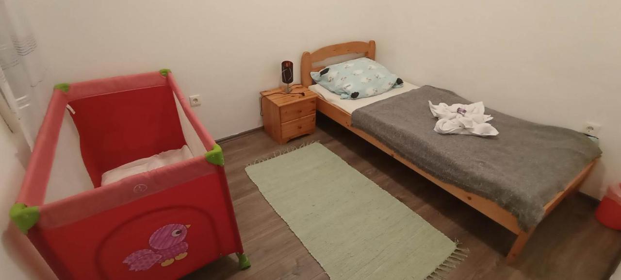 Perfect Located Flat With Gametable * Budapesta